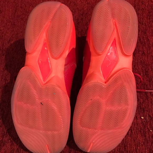 Tennis - Picture 4 of 4